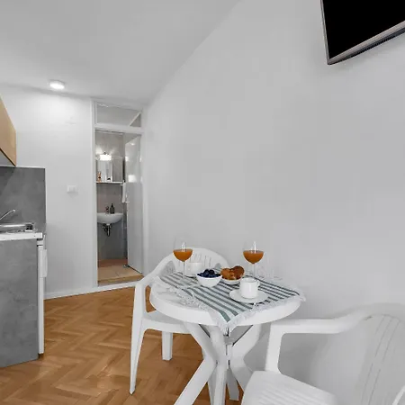 Ivica Apartment