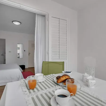 Apartment Ivica